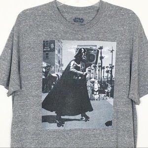 Fifth Sun Star Wars Darth Vader Shirt L